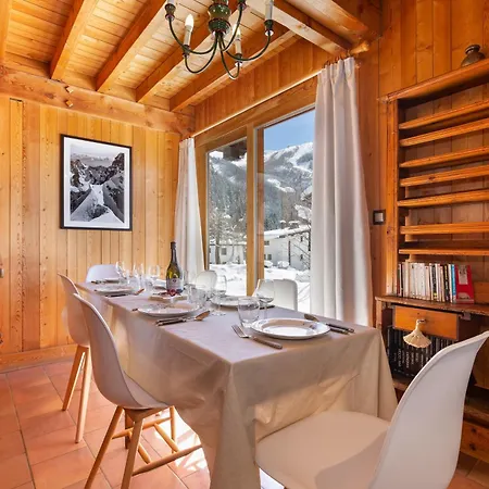 Vaffier Mont Blanc View + Garden + Bbq For 8 - Happy